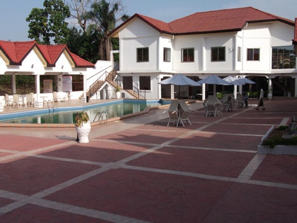 True Vine Hotel Kumasi Luaran gambar