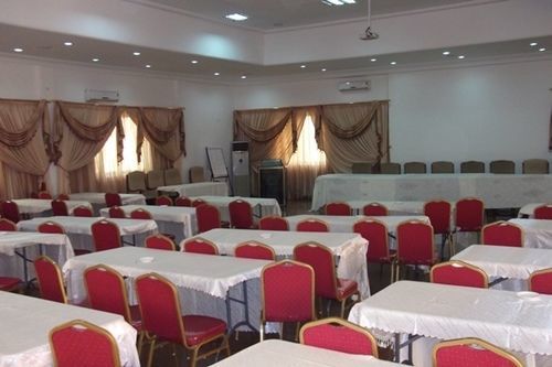 True Vine Hotel Kumasi Luaran gambar